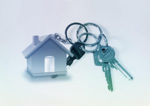 Lee más sobre el artículo ¿Comprar o alquilar? Qué elegir si es la primera casa