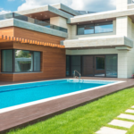 Consejos para comprar una casa con piscina