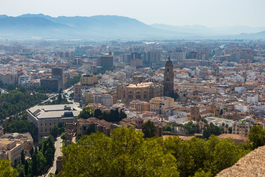 Lee más sobre el artículo Inversión inmobiliaria en Málaga: 7 razones para hacerlo